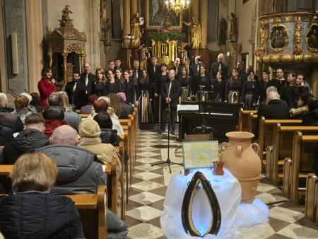Komorni zbor Orfej 35 let (2)